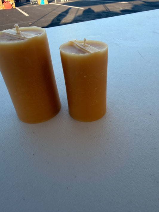 Small cylinder candle